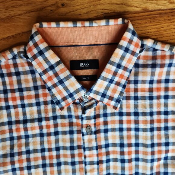 Hugo Boss Short Sleeve Shirt - Picture 2 of 3